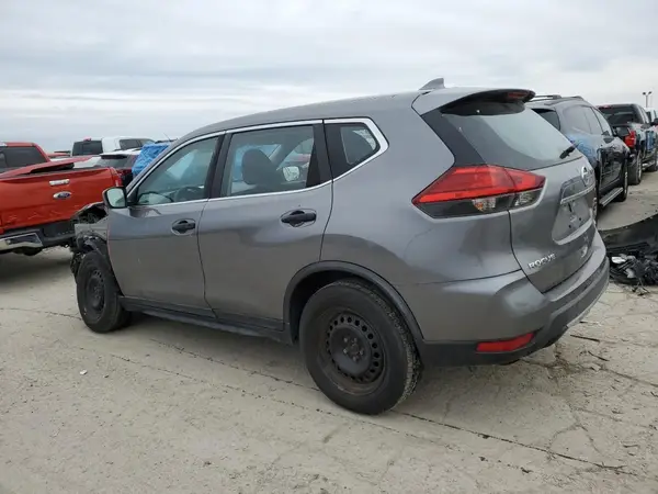 KNMAT2MV6HP516833 2017 NISSAN ROGUE - Image 2