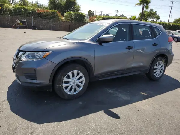 KNMAT2MV6HP523197 2017 NISSAN ROGUE - Image 1