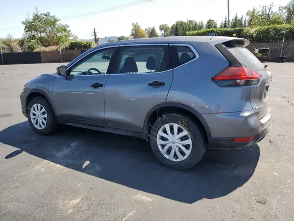 KNMAT2MV6HP523197 2017 NISSAN ROGUE - Image 2