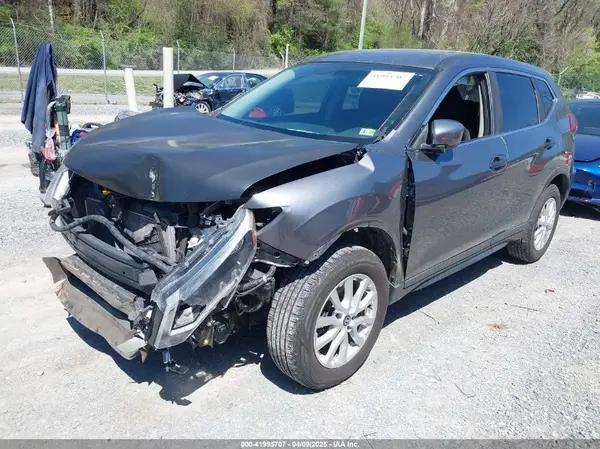 KNMAT2MV6HP523443 2017 NISSAN ROGUE - Image 2