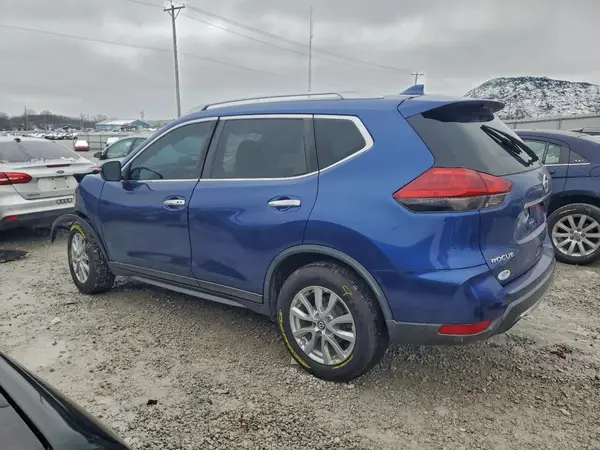 KNMAT2MV6HP530991 2017 NISSAN ROGUE - Image 2