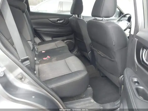 KNMAT2MV6HP531056 2017 NISSAN ROGUE - Image 8