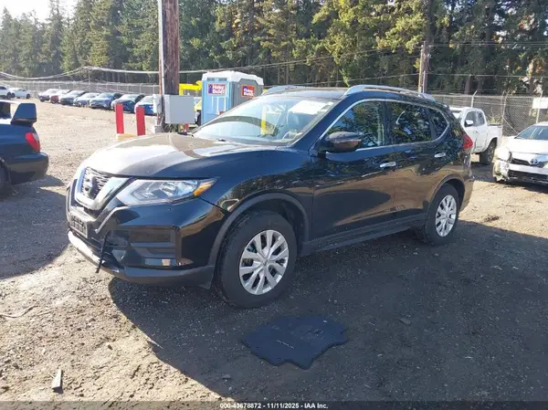 KNMAT2MV6HP536970 2017 NISSAN ROGUE - Image 2