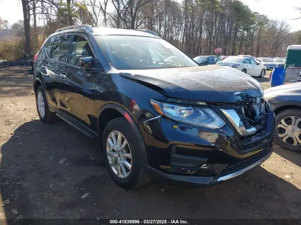 KNMAT2MV6HP540338 2017 NISSAN ROGUE - Image 1
