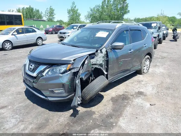KNMAT2MV6HP540419 2017 NISSAN ROGUE - Image 2