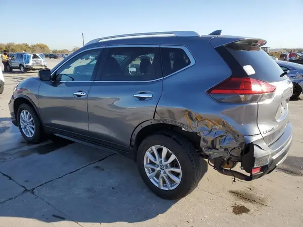 KNMAT2MV6HP542574 2017 NISSAN ROGUE - Image 2
