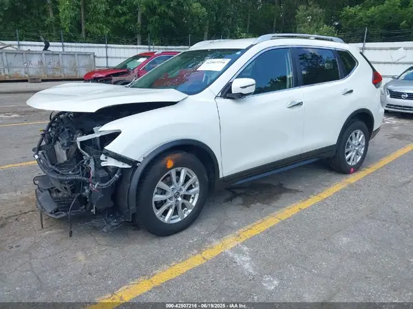 KNMAT2MV6HP544261 2017 NISSAN ROGUE - Image 2