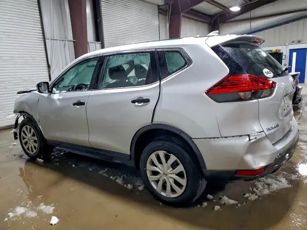 KNMAT2MV6HP547824 2017 NISSAN ROGUE - Image 2