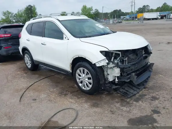 KNMAT2MV6HP555289 2017 NISSAN ROGUE - Image 1
