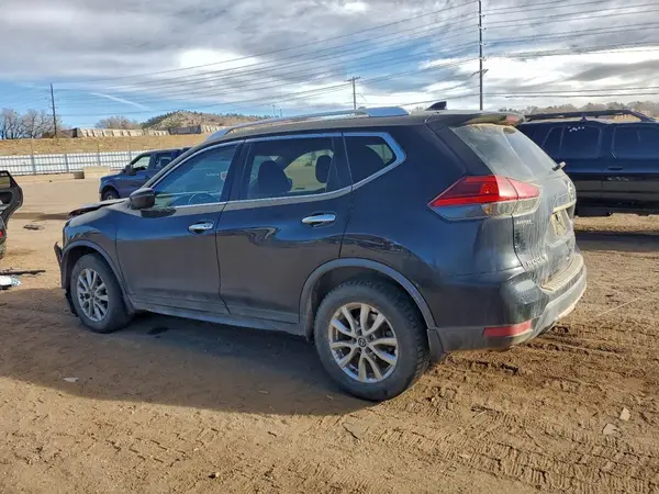 KNMAT2MV6HP557883 2017 NISSAN ROGUE - Image 2