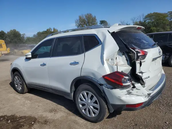 KNMAT2MV6HP559620 2017 NISSAN ROGUE - Image 2