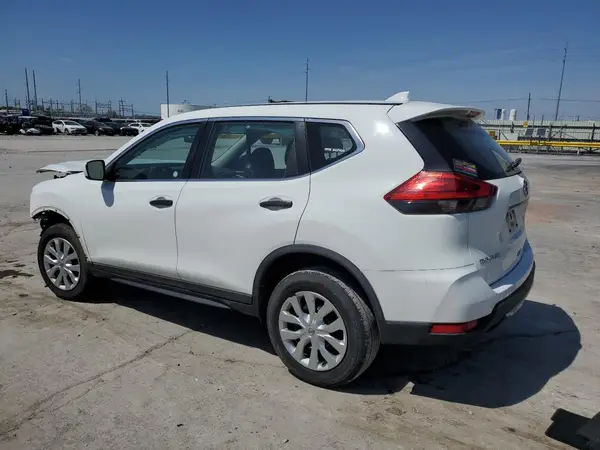 KNMAT2MV6HP562050 2017 NISSAN ROGUE - Image 2