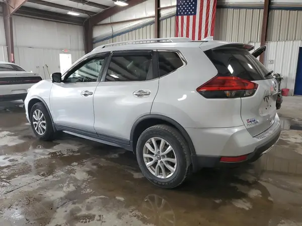 KNMAT2MV6HP568673 2017 NISSAN ROGUE - Image 2