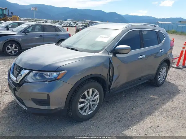 KNMAT2MV6HP579527 2017 NISSAN ROGUE - Image 2