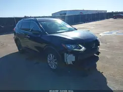 KNMAT2MV6HP579561 2017 NISSAN ROGUE
