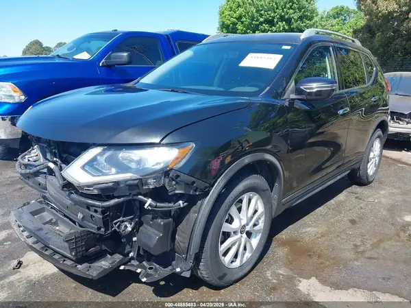 KNMAT2MV6HP582301 2017 NISSAN ROGUE - Image 2