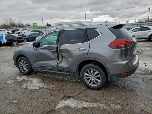 KNMAT2MV6HP584145 2017 NISSAN ROGUE - Image 2