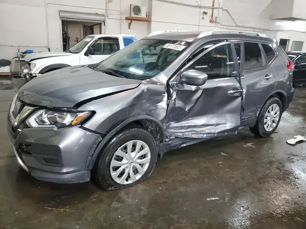 KNMAT2MV6HP588387 2017 NISSAN ROGUE - Image 1