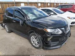 KNMAT2MV6HP588597 2017 NISSAN ROGUE