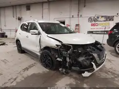 KNMAT2MV6HP592973 2017 NISSAN ROGUE