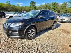 KNMAT2MV6HP593900 2017 NISSAN ROGUE