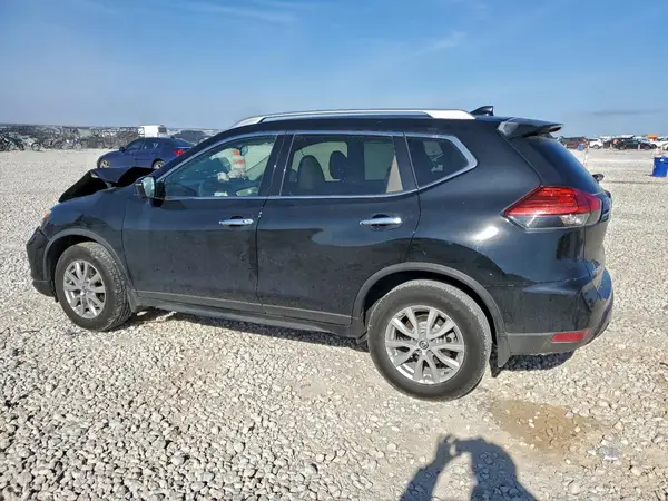 KNMAT2MV6HP600294 2017 NISSAN ROGUE - Image 2