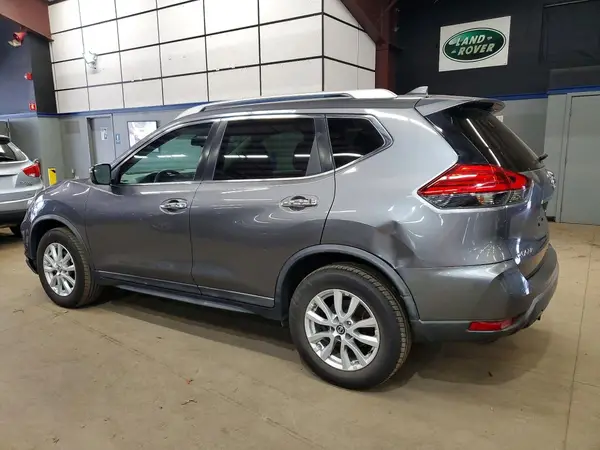 KNMAT2MV6HP600702 2017 NISSAN ROGUE - Image 2
