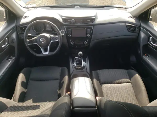 KNMAT2MV6HP604328 2017 NISSAN ROGUE - Image 8