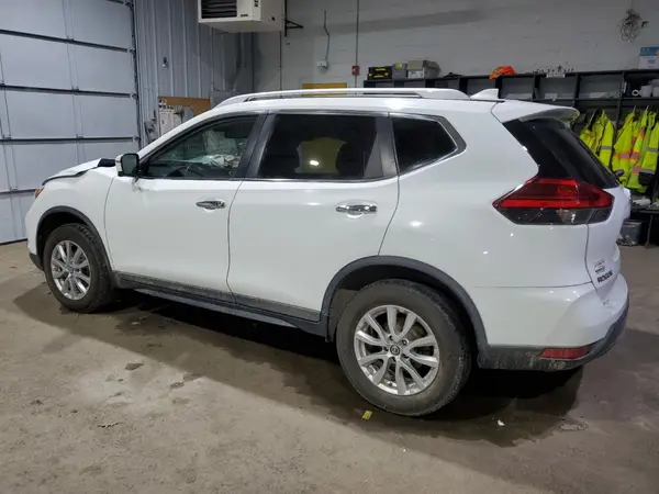 KNMAT2MV6HP607603 2017 NISSAN ROGUE - Image 2