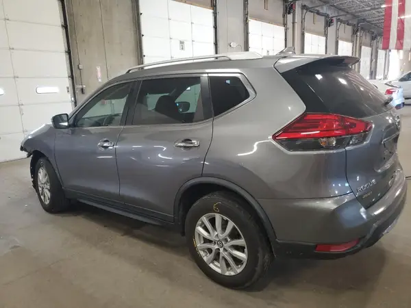 KNMAT2MV6HP607763 2017 NISSAN ROGUE - Image 2