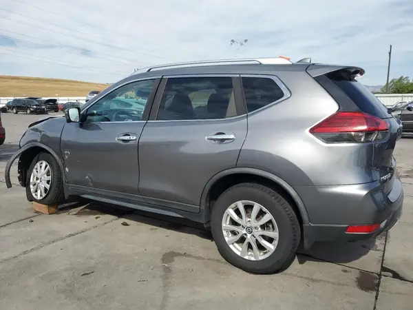 KNMAT2MV6HP610663 2017 NISSAN ROGUE - Image 2