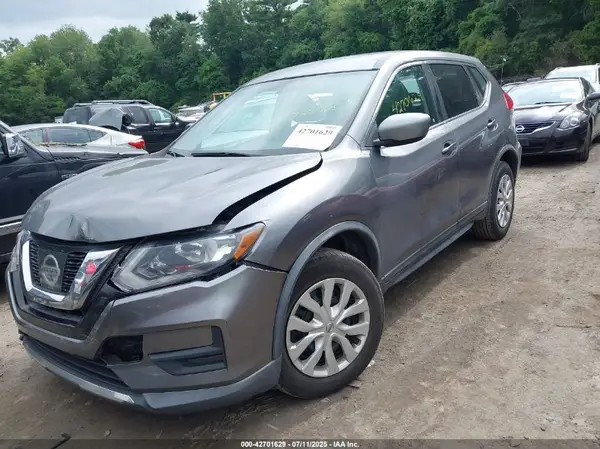 KNMAT2MV6HP612705 2017 NISSAN ROGUE - Image 2