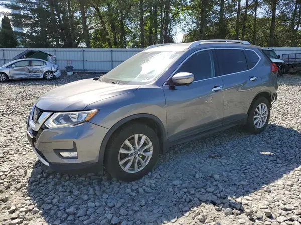 KNMAT2MV6HP613627 2017 NISSAN ROGUE - Image 1