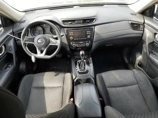 KNMAT2MV6HP615202 2017 NISSAN ROGUE - Image 8