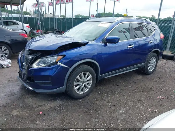 KNMAT2MV6HP617774 2017 NISSAN ROGUE - Image 2