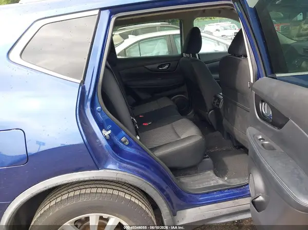 KNMAT2MV6HP617774 2017 NISSAN ROGUE - Image 8
