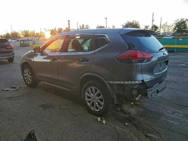KNMAT2MV6HP618438 2017 NISSAN ROGUE - Image 2