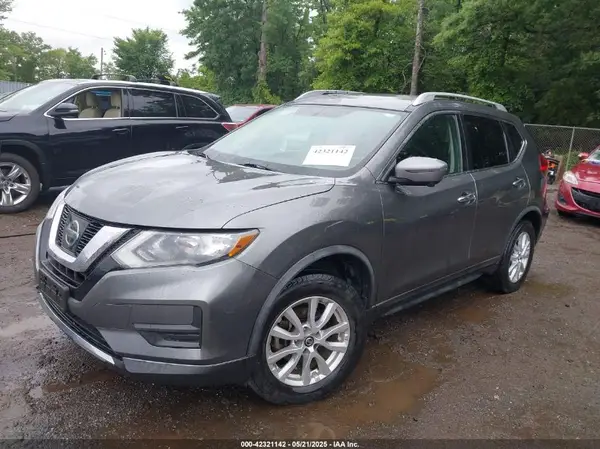 KNMAT2MV6HP619038 2017 NISSAN ROGUE - Image 2