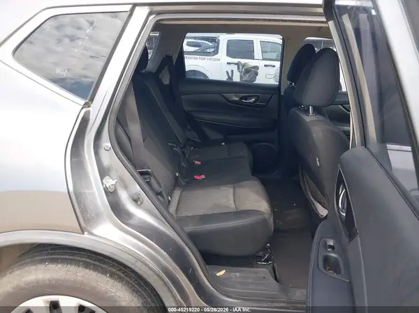 KNMAT2MV6JP506048 2018 NISSAN ROGUE - Image 8