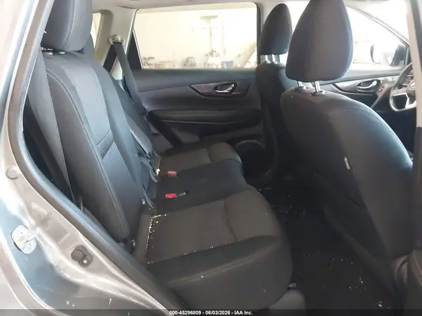 KNMAT2MV6JP506714 2018 NISSAN ROGUE - Image 8