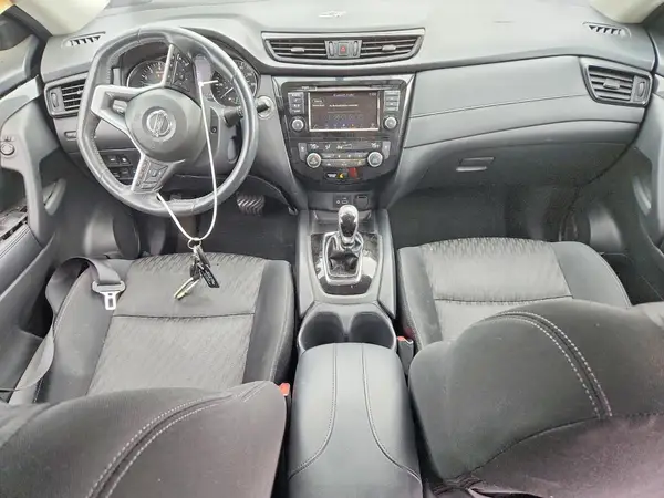 KNMAT2MV6JP506986 2018 NISSAN ROGUE - Image 8