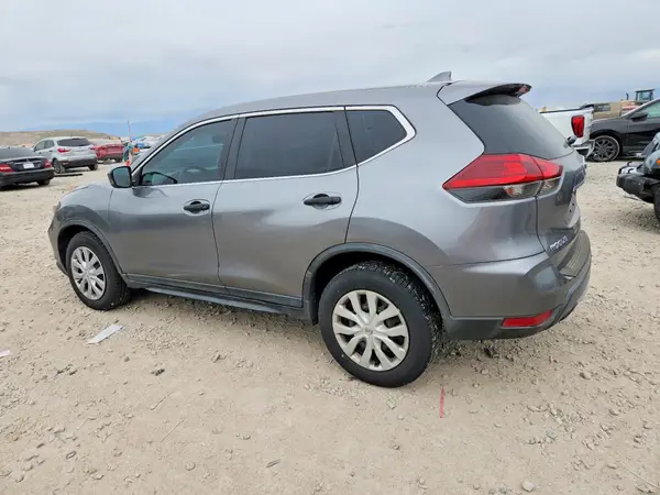 KNMAT2MV6JP516773 2018 NISSAN ROGUE - Image 2