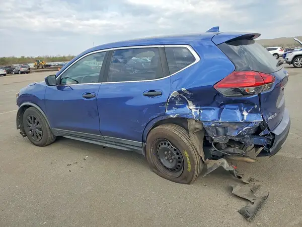 KNMAT2MV6JP517857 2018 NISSAN ROGUE - Image 2