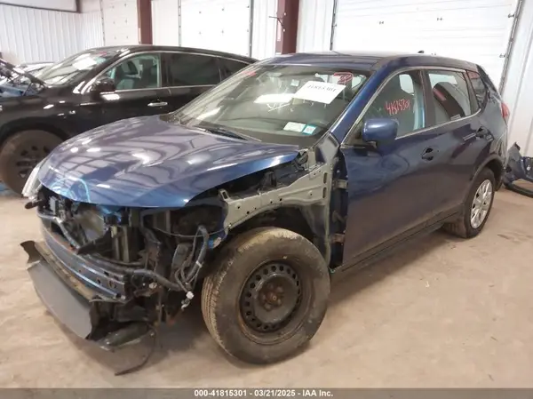 KNMAT2MV6JP521181 2018 NISSAN ROGUE - Image 2