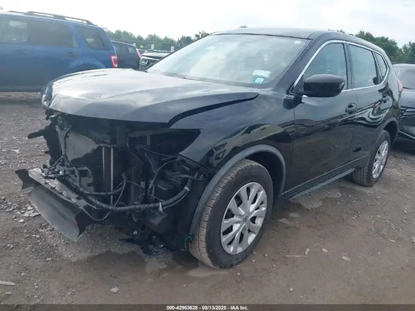 KNMAT2MV6JP524856 2018 NISSAN ROGUE - Image 2
