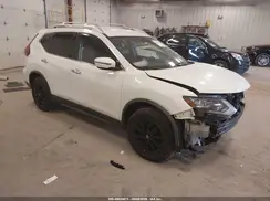 KNMAT2MV6JP525716 2018 NISSAN ROGUE