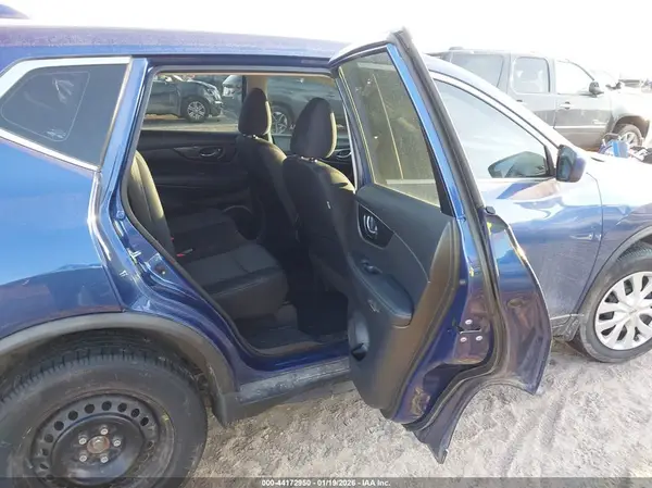 KNMAT2MV6JP529362 2018 NISSAN ROGUE - Image 8