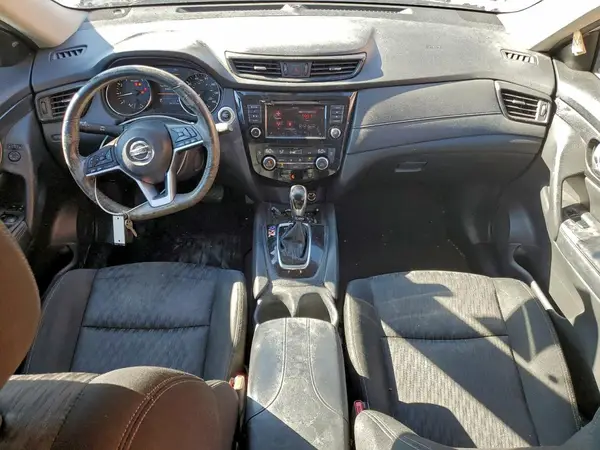 KNMAT2MV6JP529426 2018 NISSAN ROGUE - Image 8