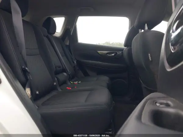 KNMAT2MV6JP535422 2018 NISSAN ROGUE - Image 8
