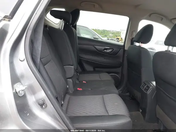 KNMAT2MV6JP536070 2018 NISSAN ROGUE - Image 8